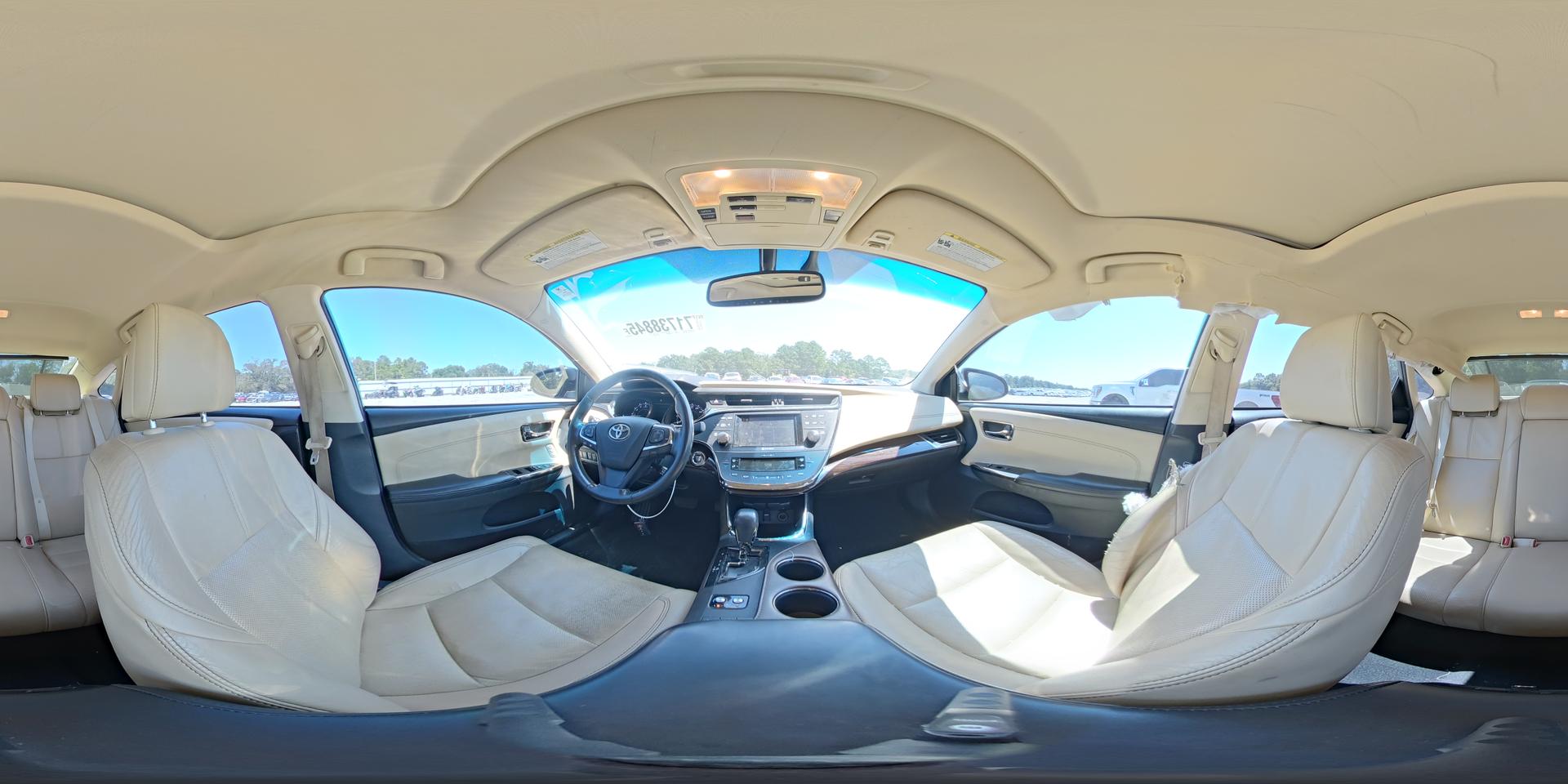 2013 TOYOTA Avalon