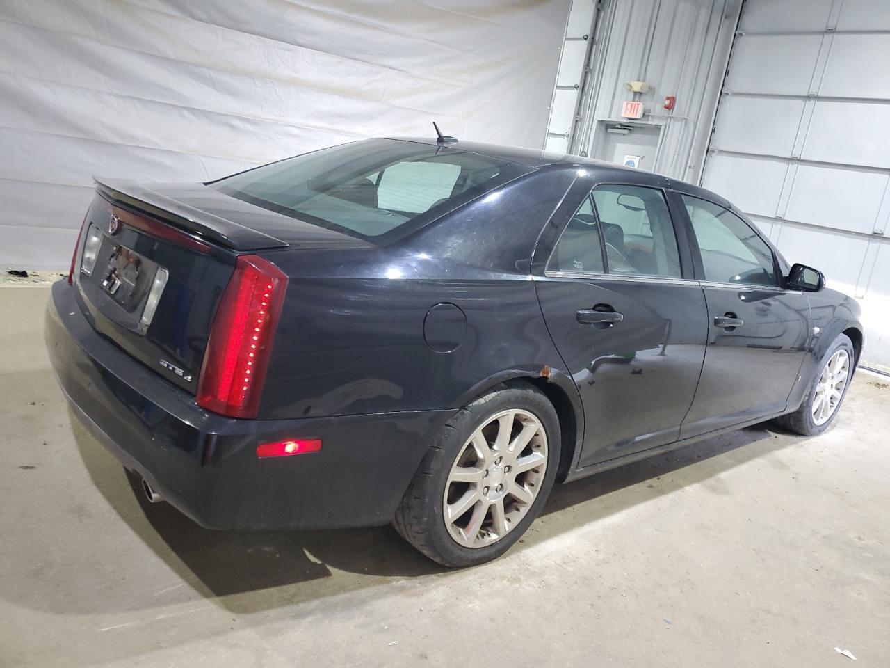 2006 CADILLAC STS