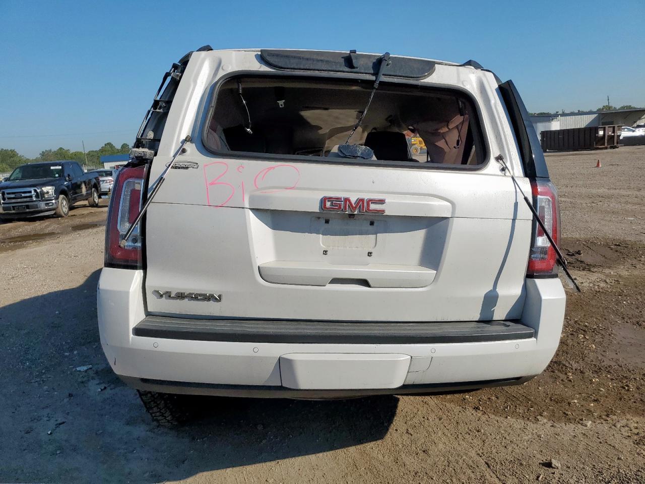 2017 GMC Yukon