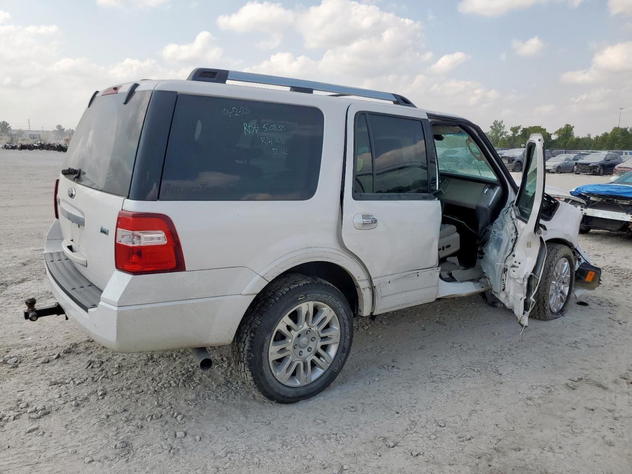 2013 FORD Expedition