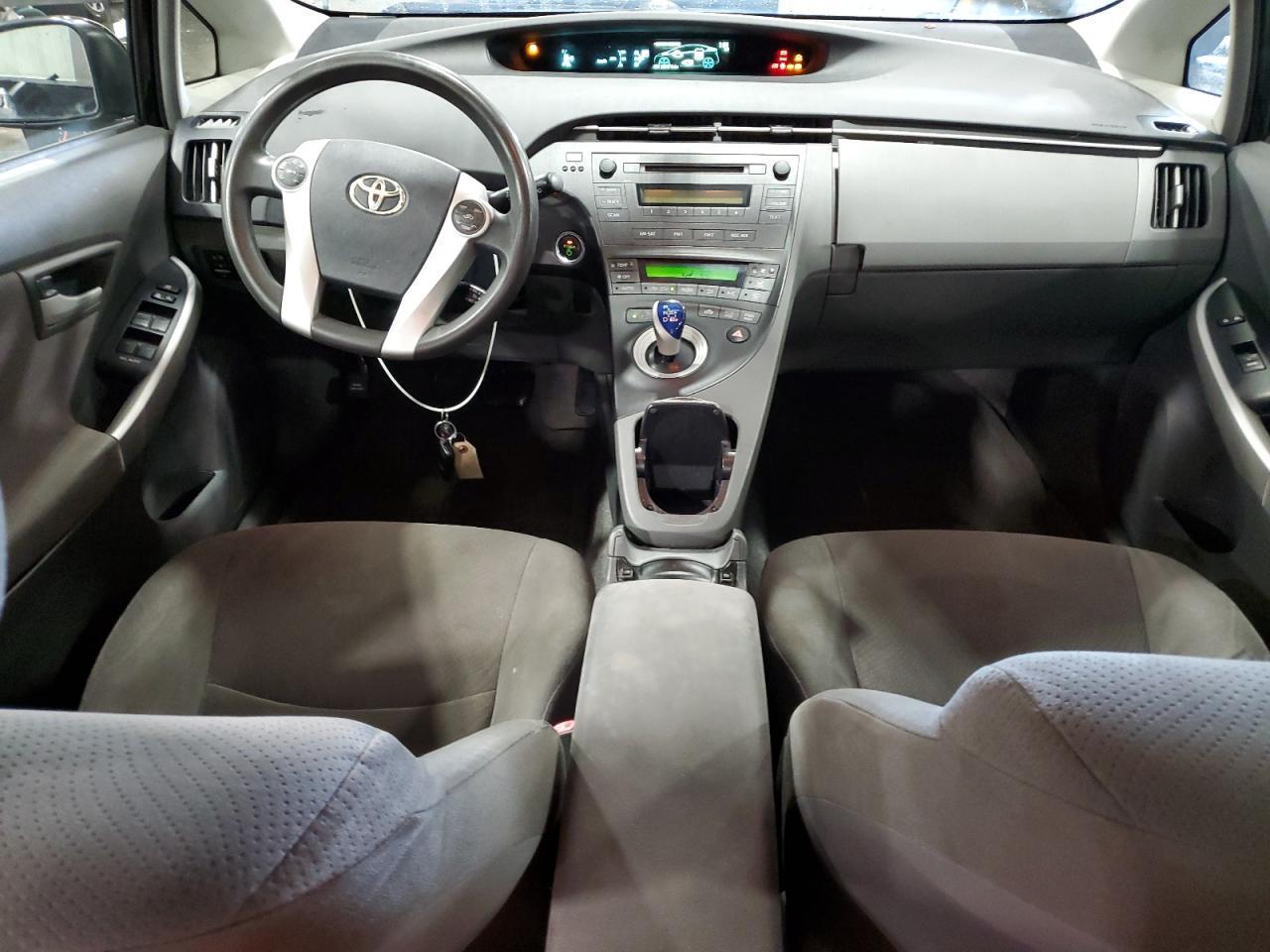 2010 TOYOTA PRIUS
