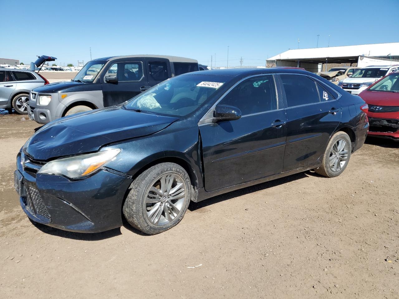 2015 TOYOTA CAMRY