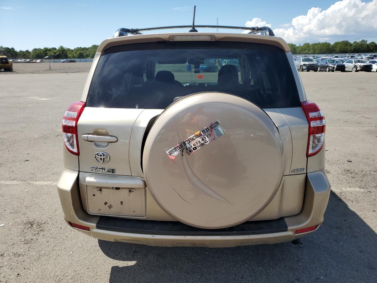2011 TOYOTA RAV4