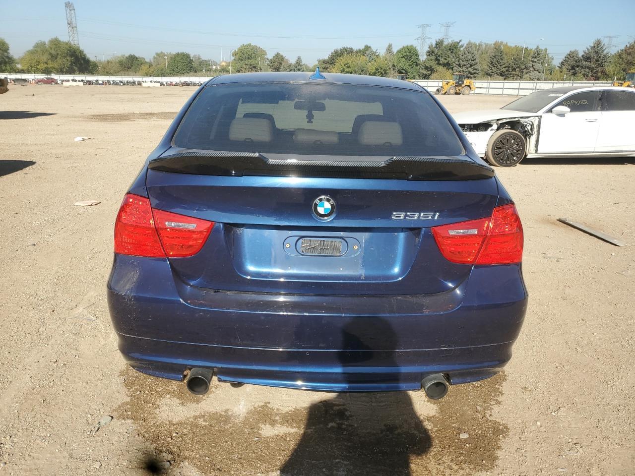 2011 BMW 3 SERIES