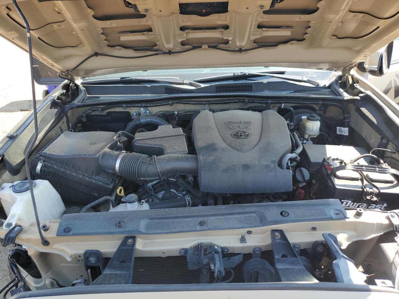 2016 TOYOTA TACOMA