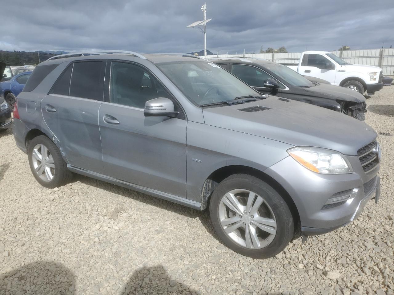 2012 MERCEDES-BENZ ML-Class