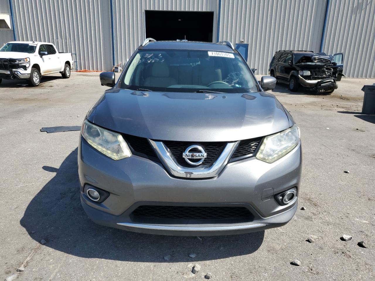 2016 NISSAN ROGUE