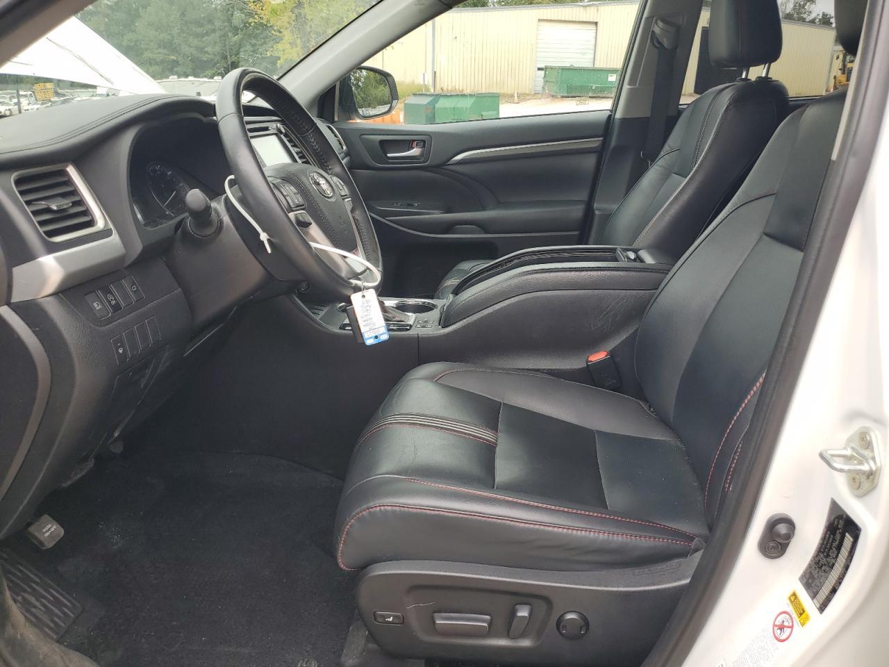 2019 TOYOTA HIGHLANDER