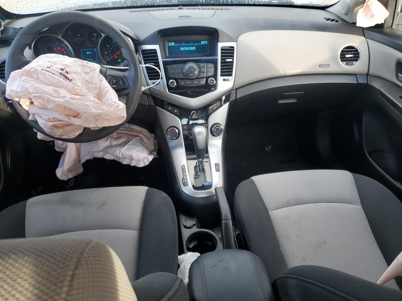 2011 CHEVROLET CRUZE