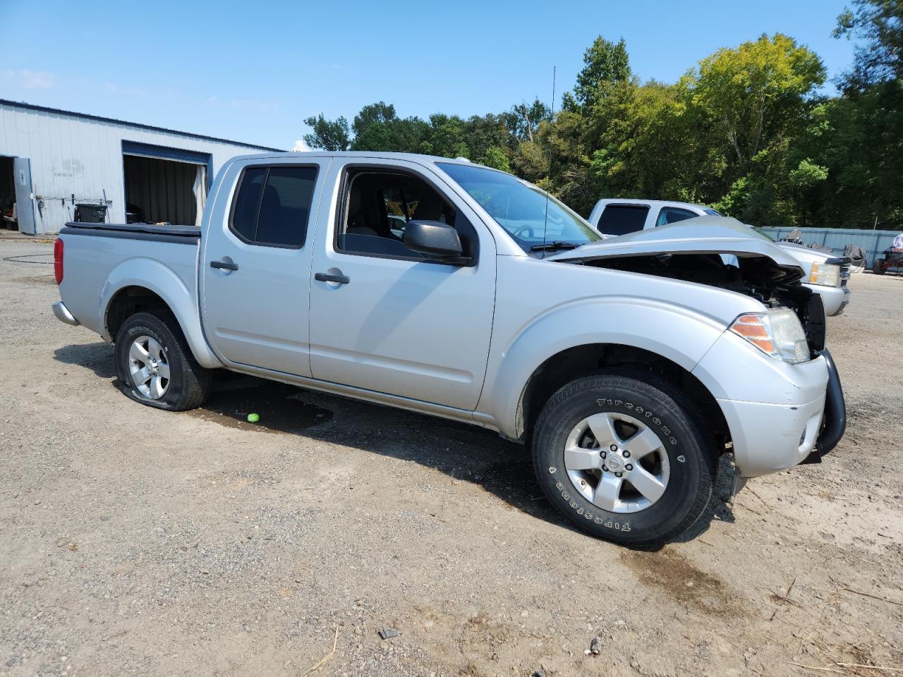2012 NISSAN Frontier