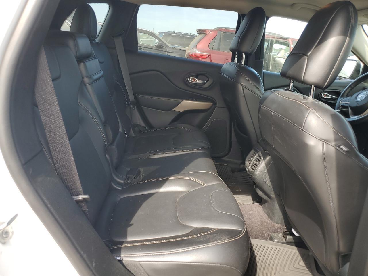 2018 JEEP CHEROKEE