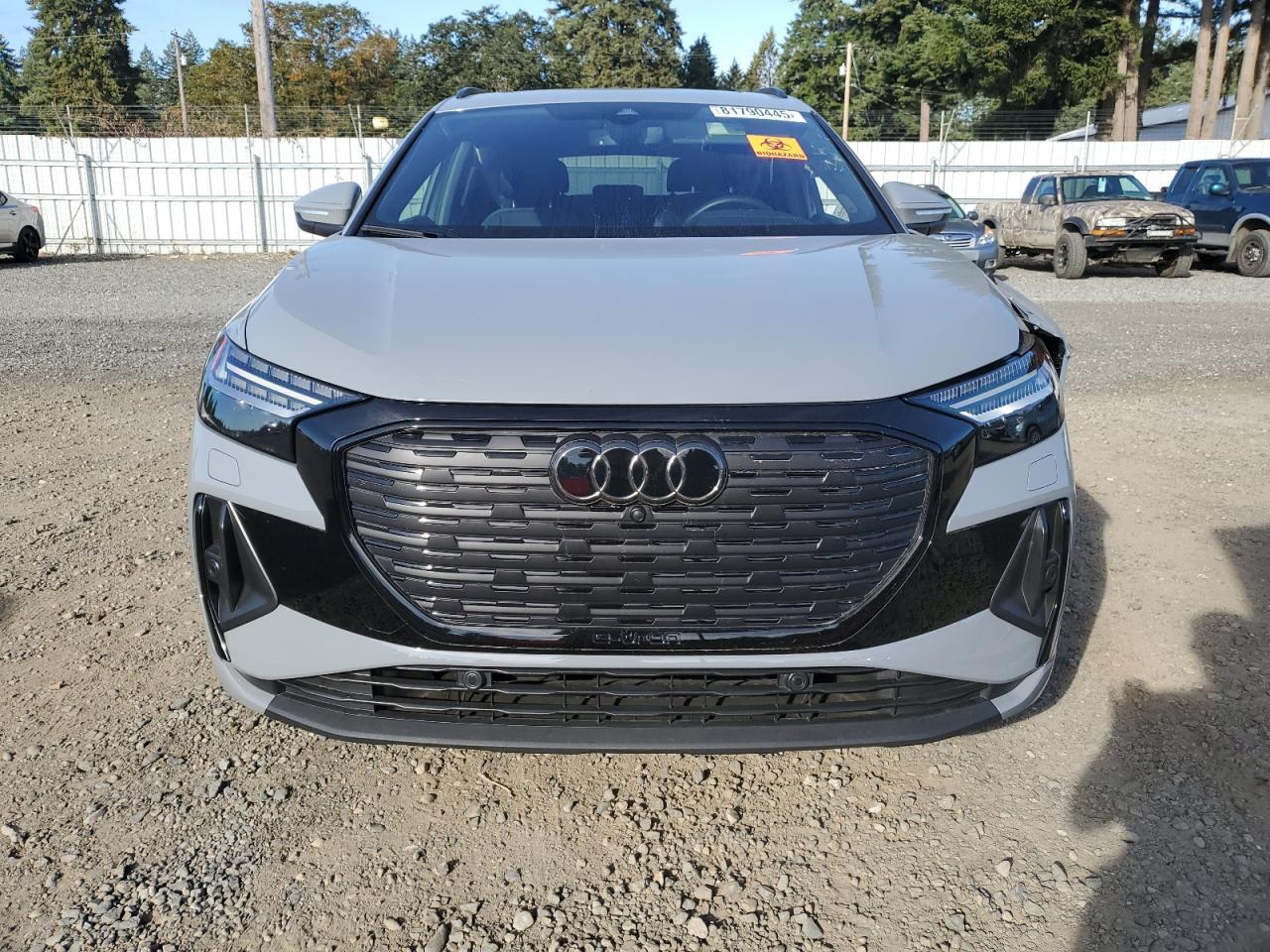 2024 AUDI Q4 e-tron
