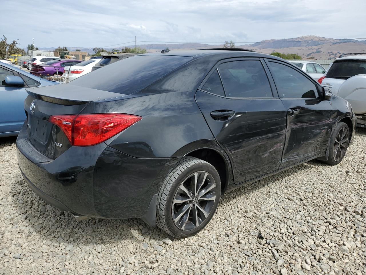 2017 TOYOTA COROLLA