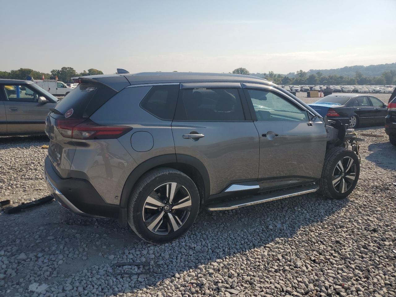 2021 NISSAN ROGUE