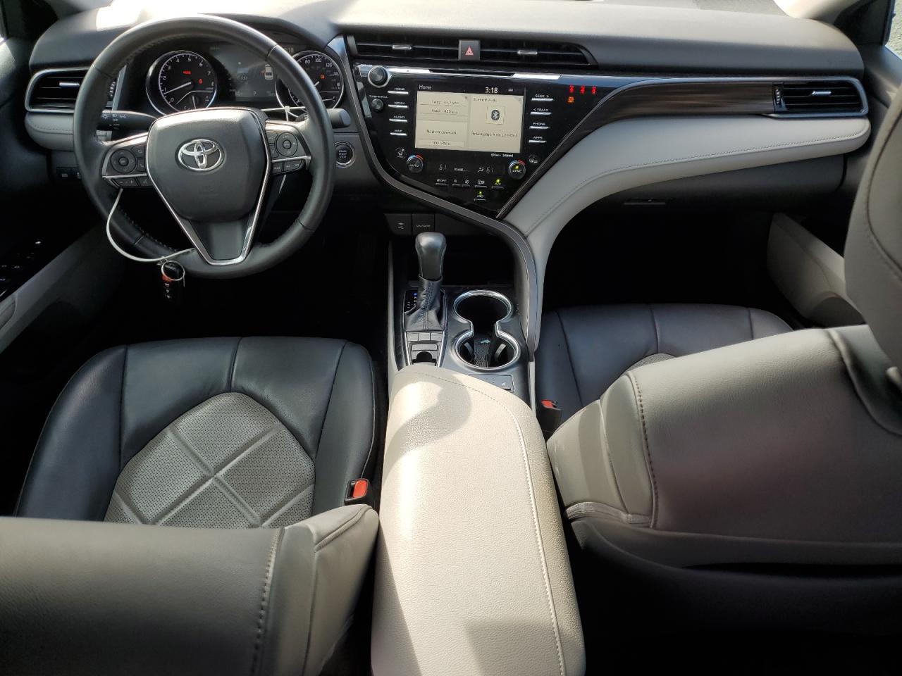 2019 TOYOTA CAMRY