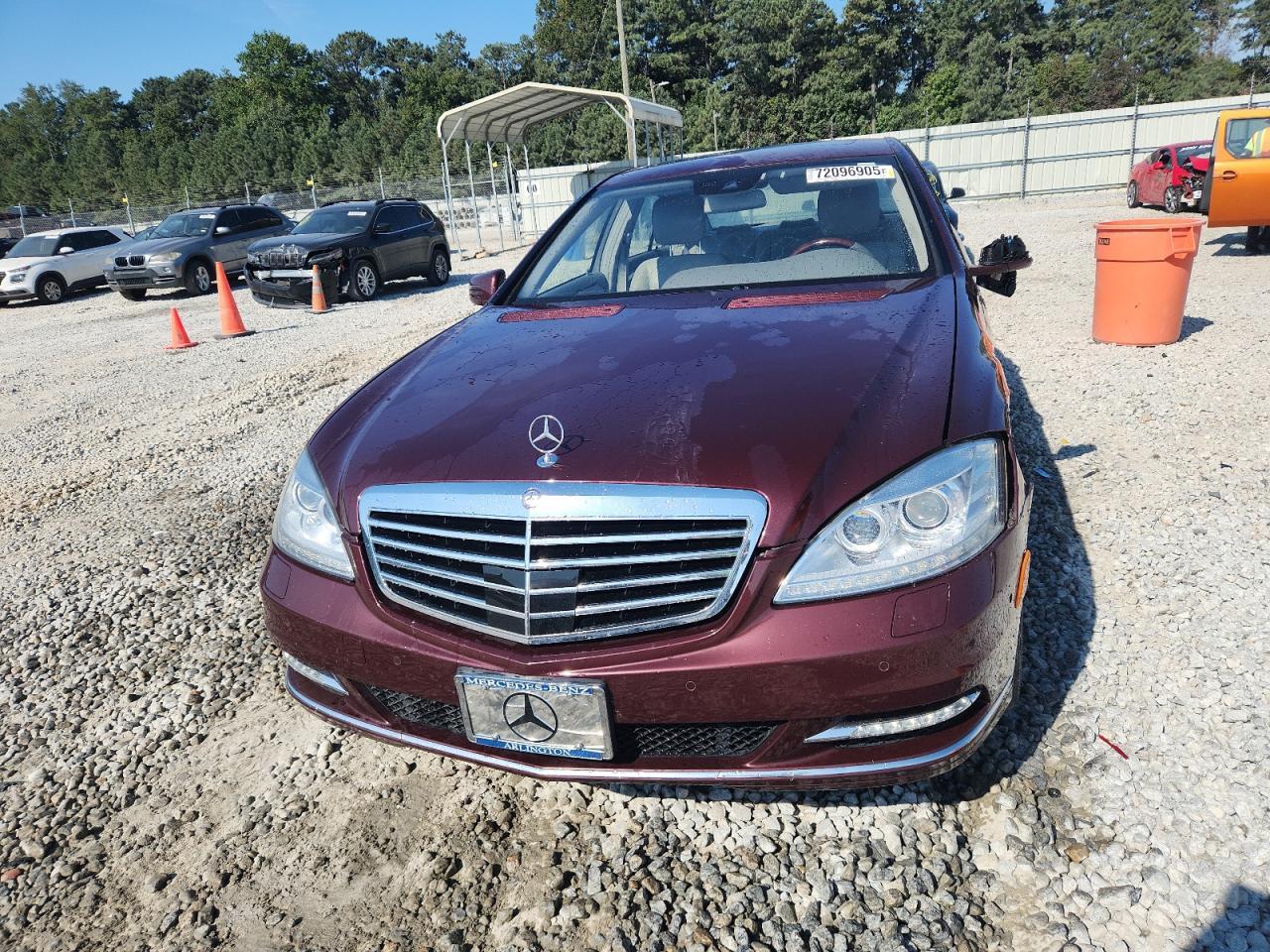 2011 MERCEDES-BENZ S-Class