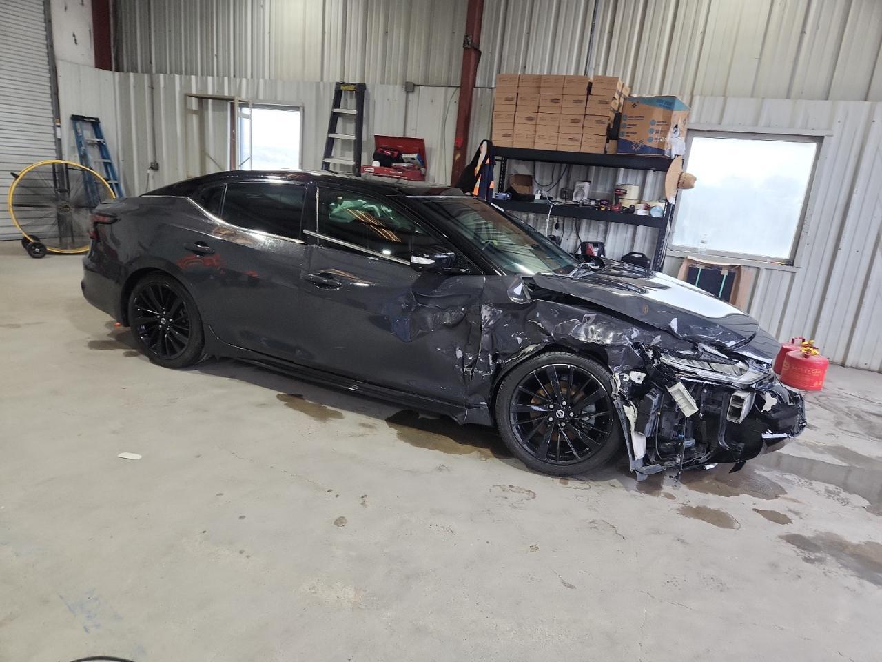 2021 NISSAN Maxima