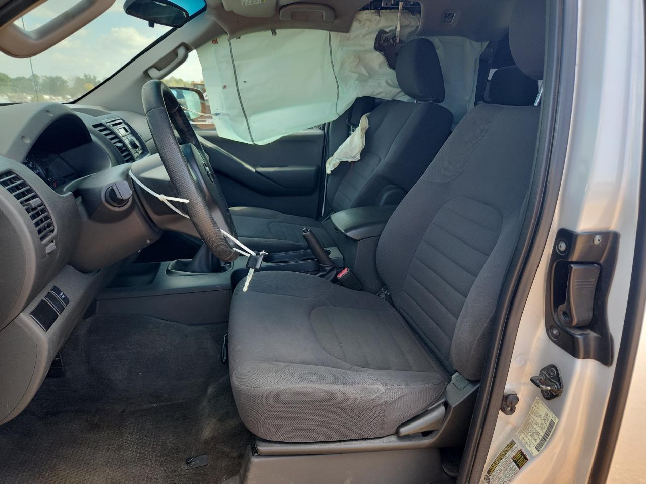 2012 NISSAN Frontier