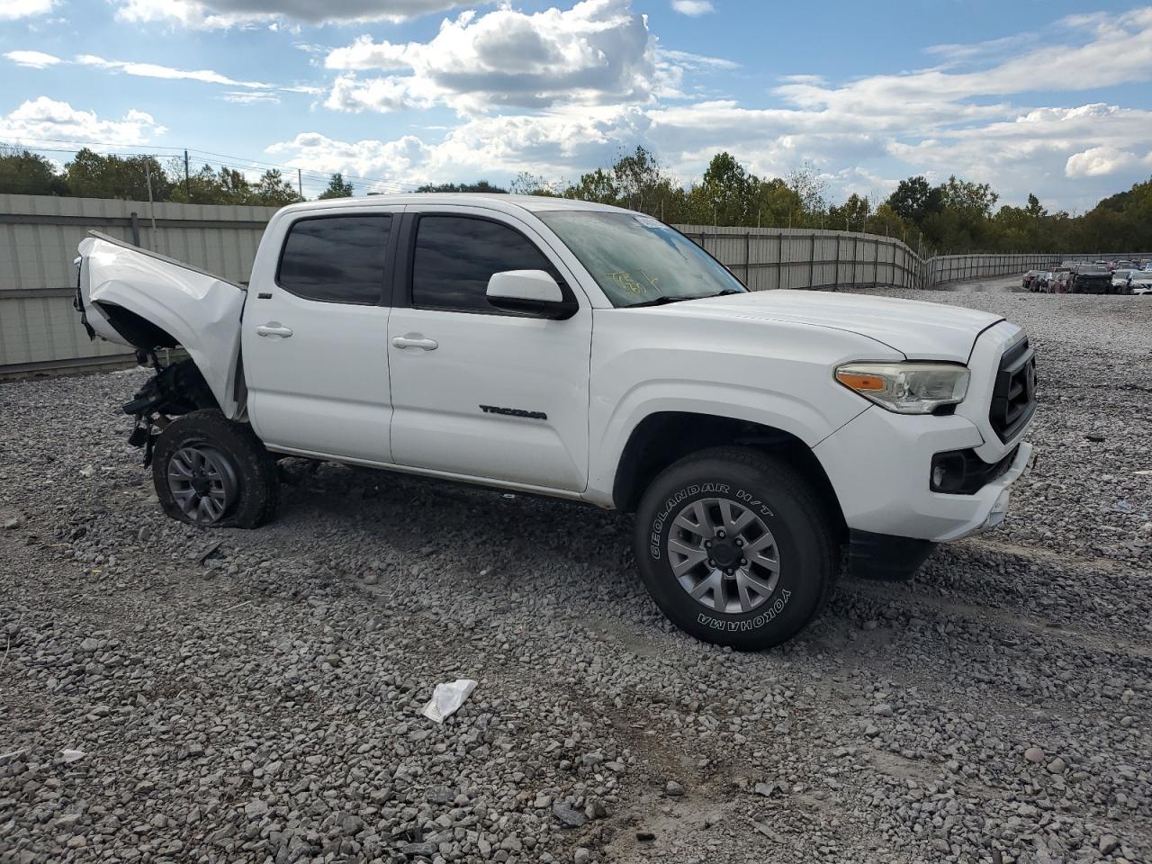 2016 TOYOTA TACOMA