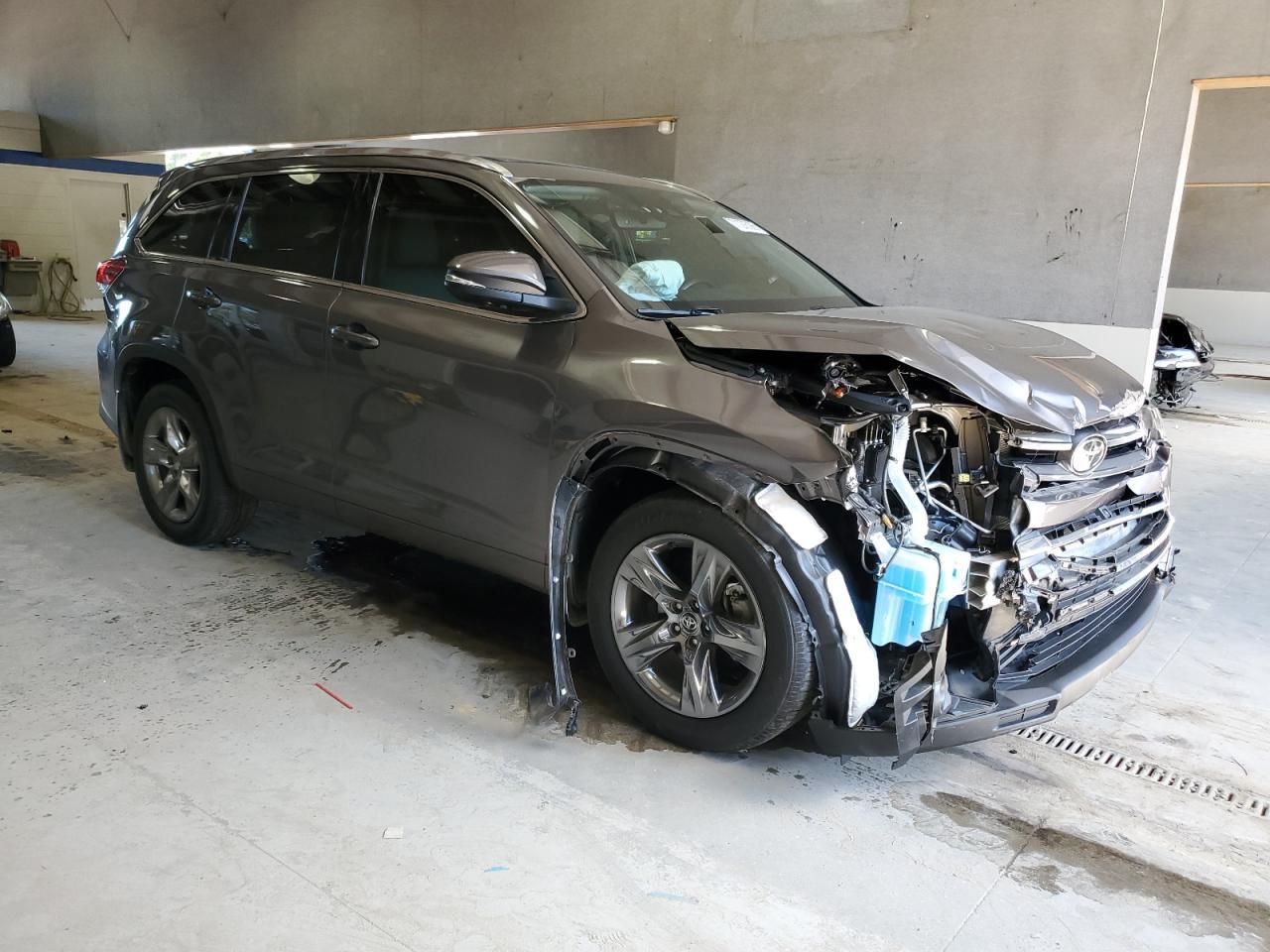 2019 TOYOTA HIGHLANDER