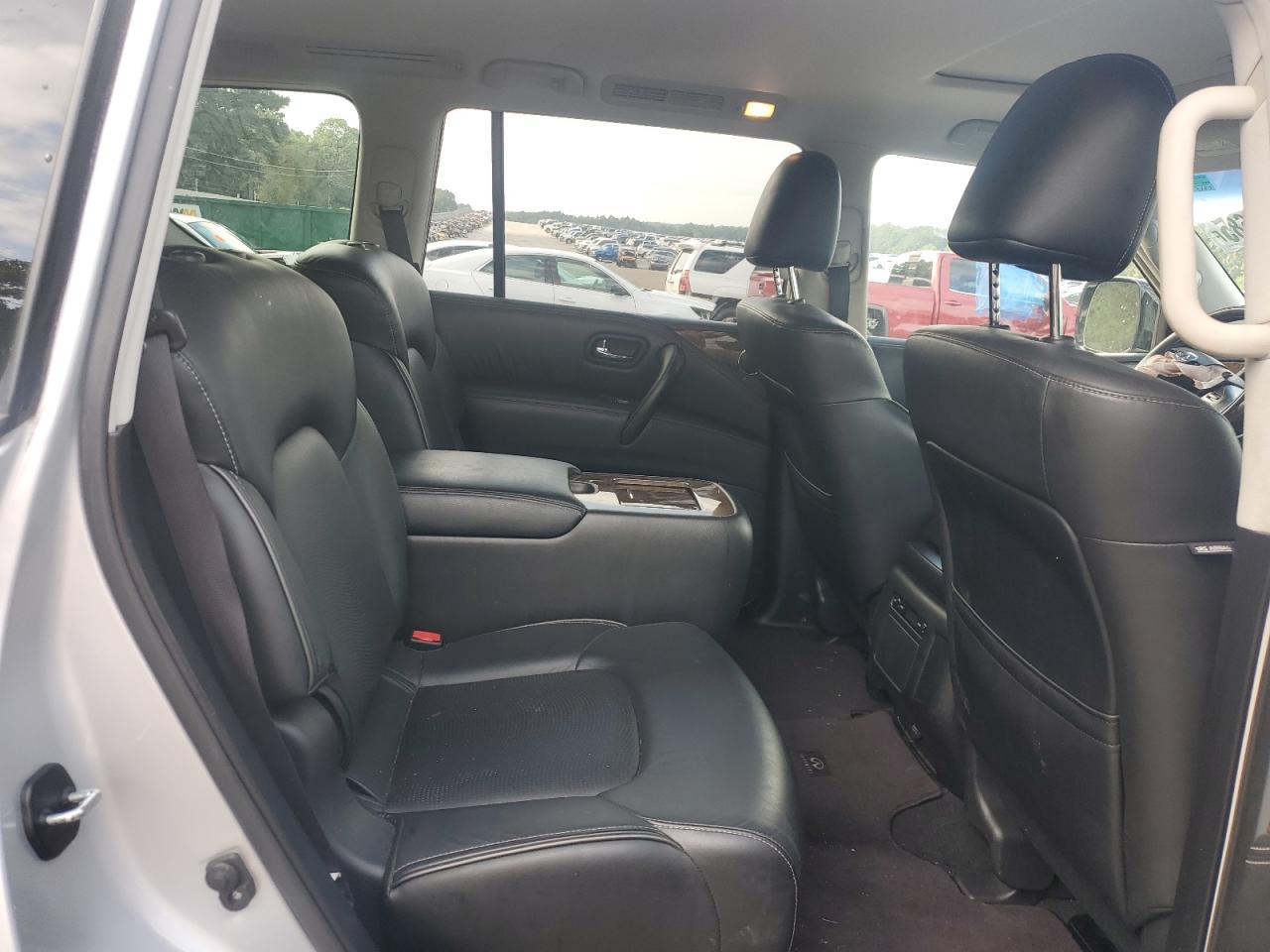 2017 INFINITI QX80