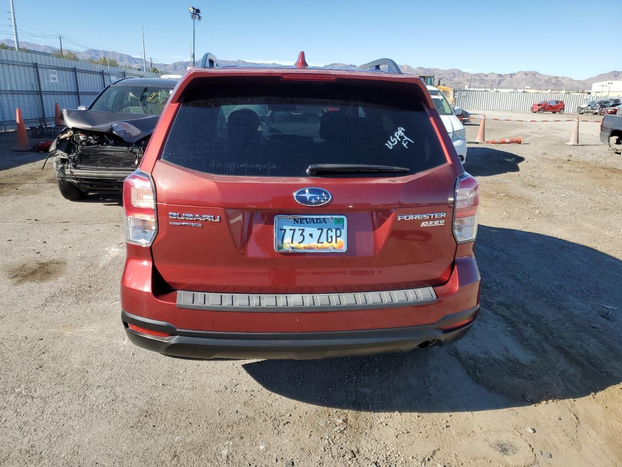 2017 SUBARU FORESTER