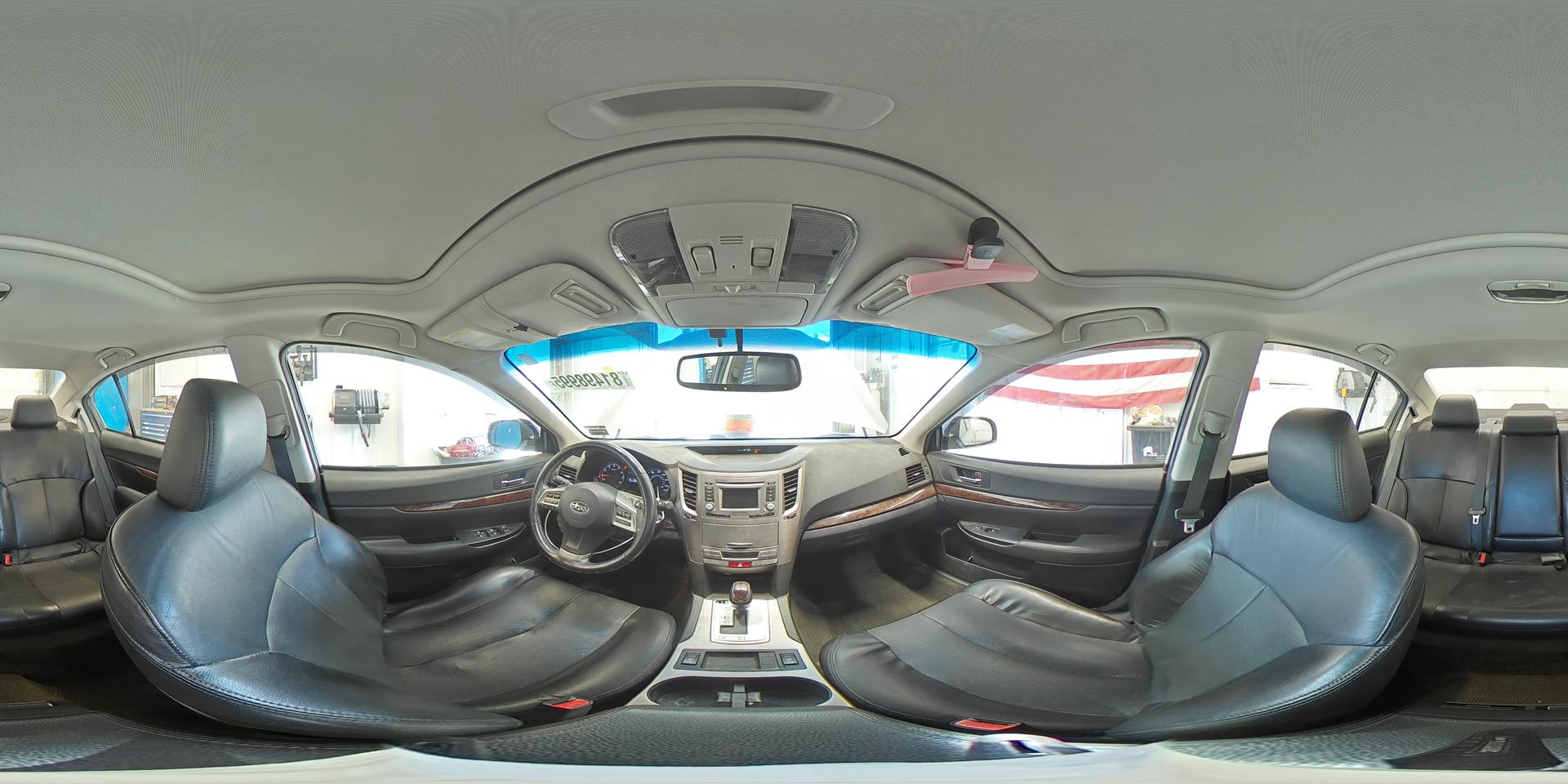 2014 SUBARU Legacy