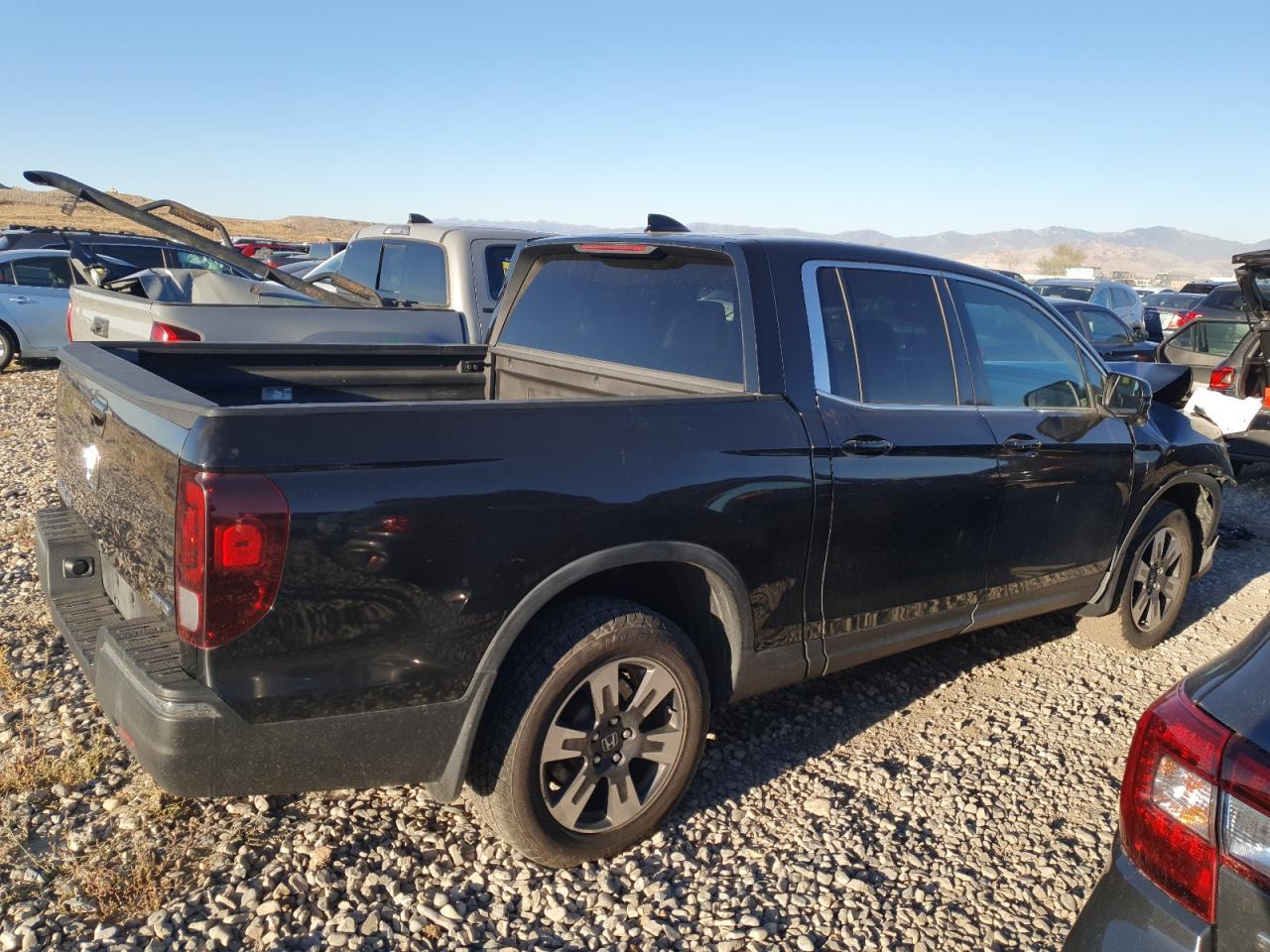 2017 HONDA Ridgeline