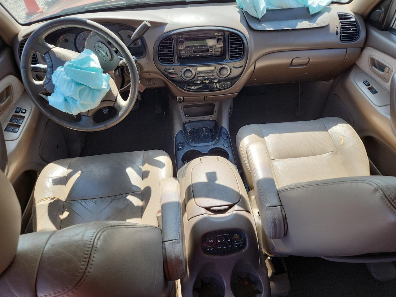 2004 TOYOTA Sequoia