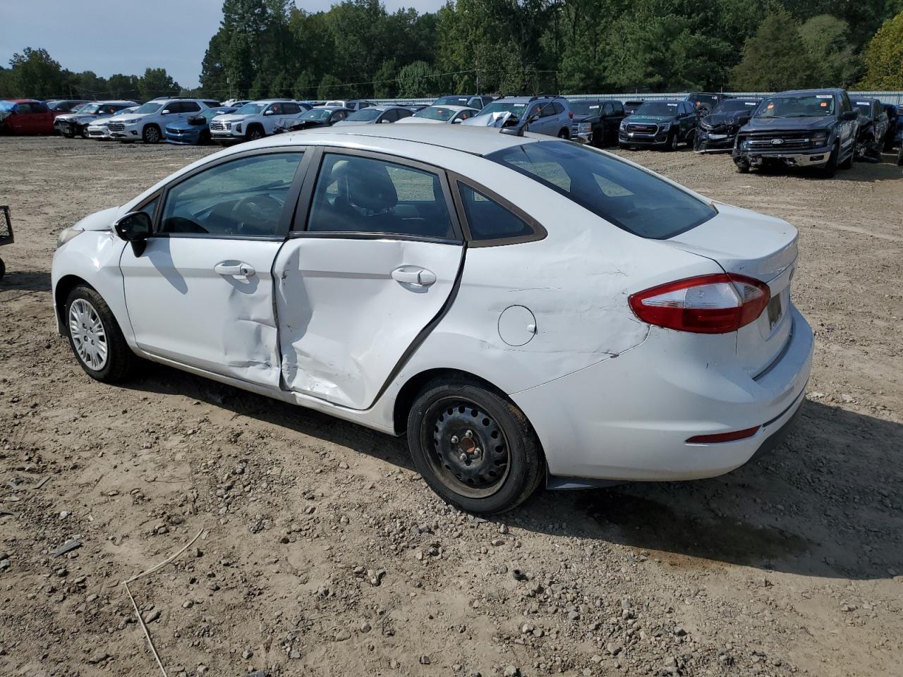 2015 FORD Fiesta