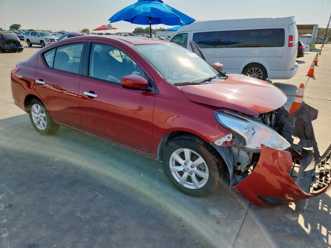 2019 NISSAN VERSA
