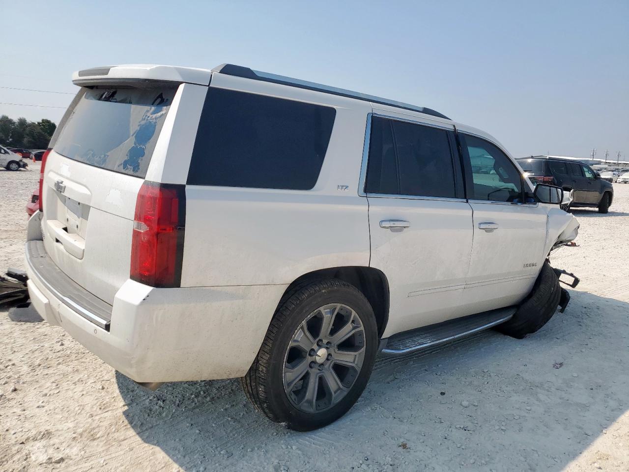 2016 CHEVROLET Tahoe