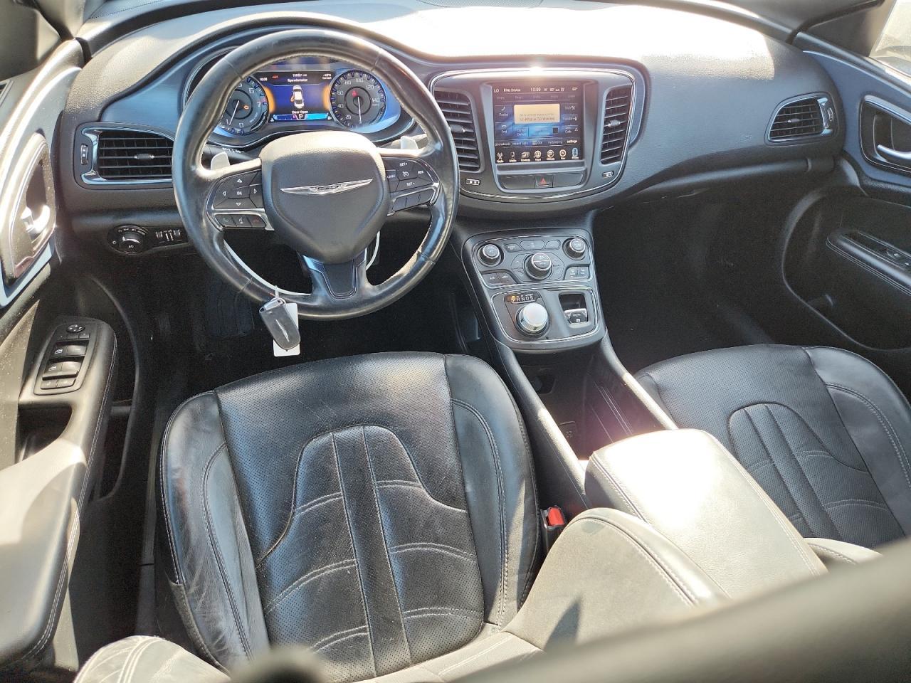 2015 CHRYSLER 200