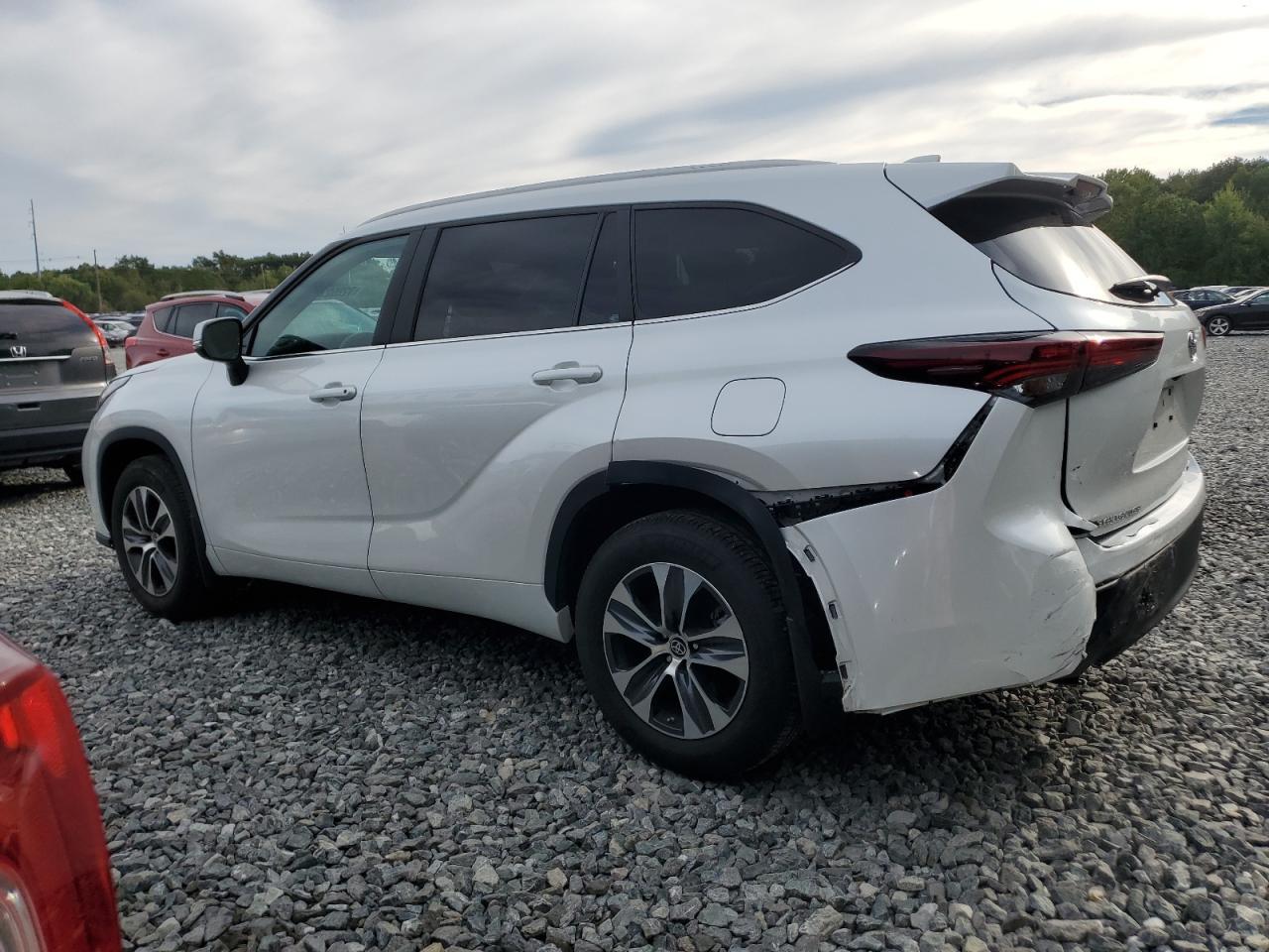 2024 TOYOTA HIGHLANDER