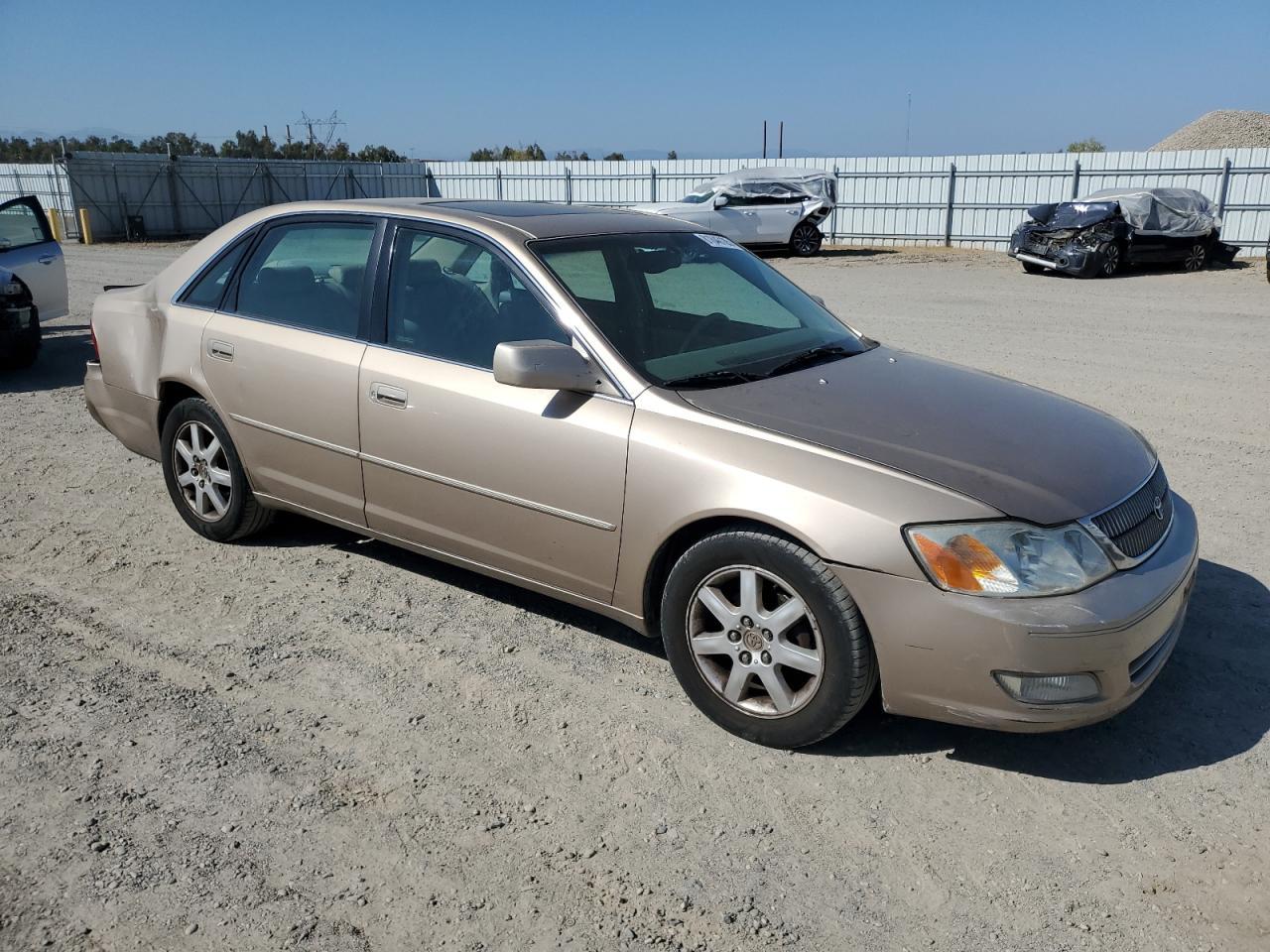 2001 TOYOTA Avalon