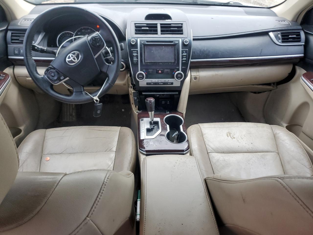 2014 TOYOTA CAMRY