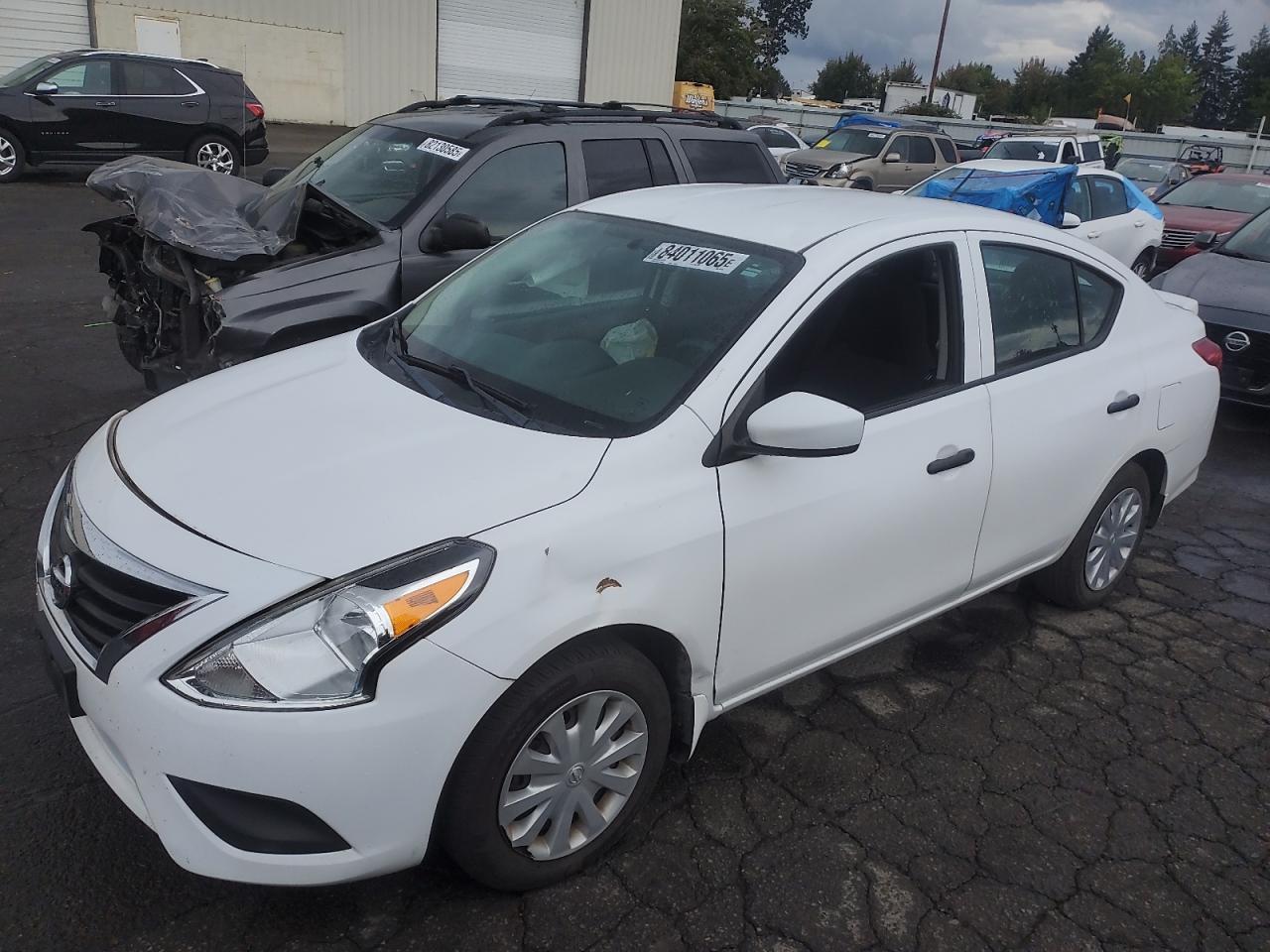 2017 NISSAN VERSA