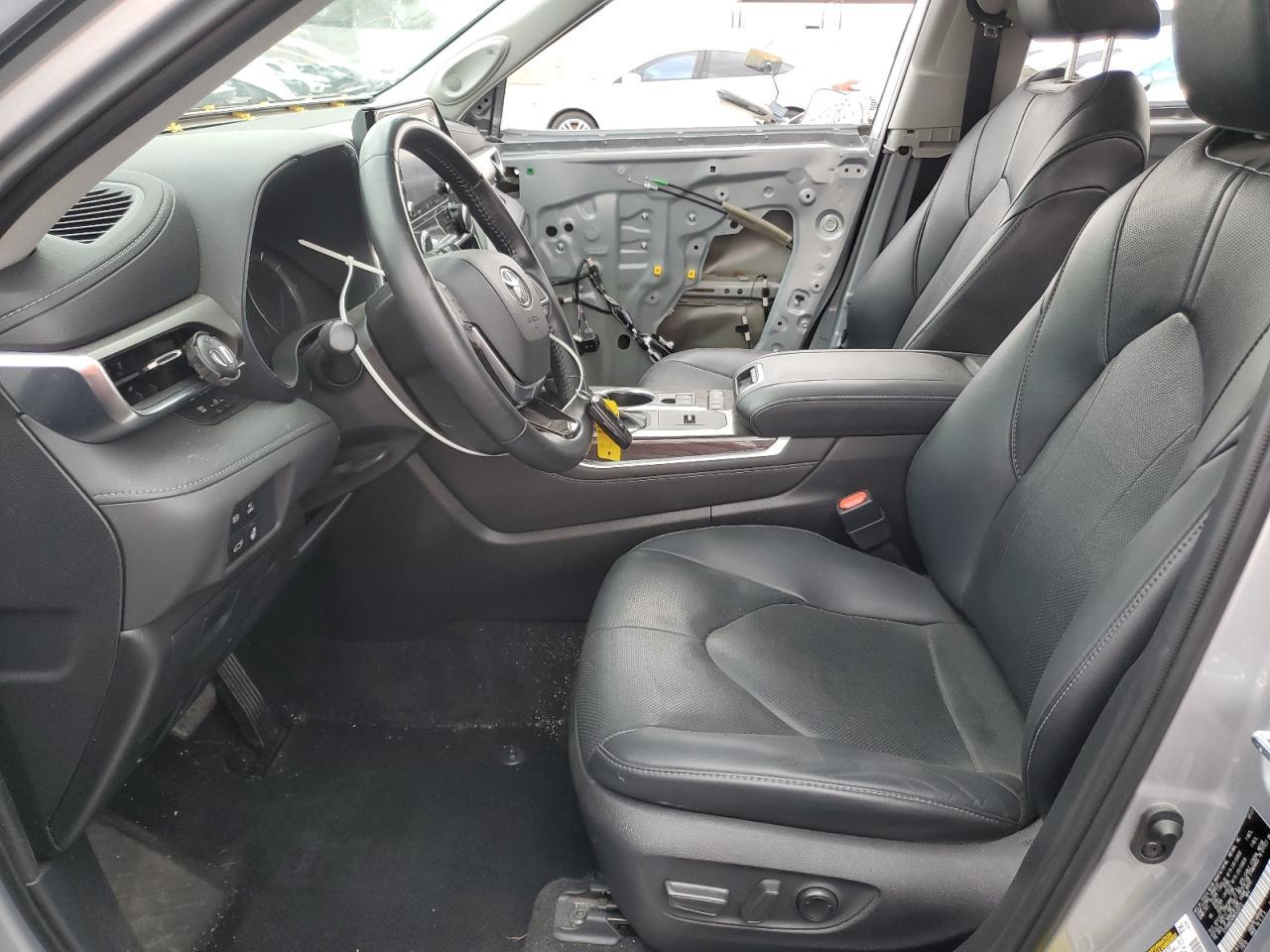 2021 TOYOTA HIGHLANDER