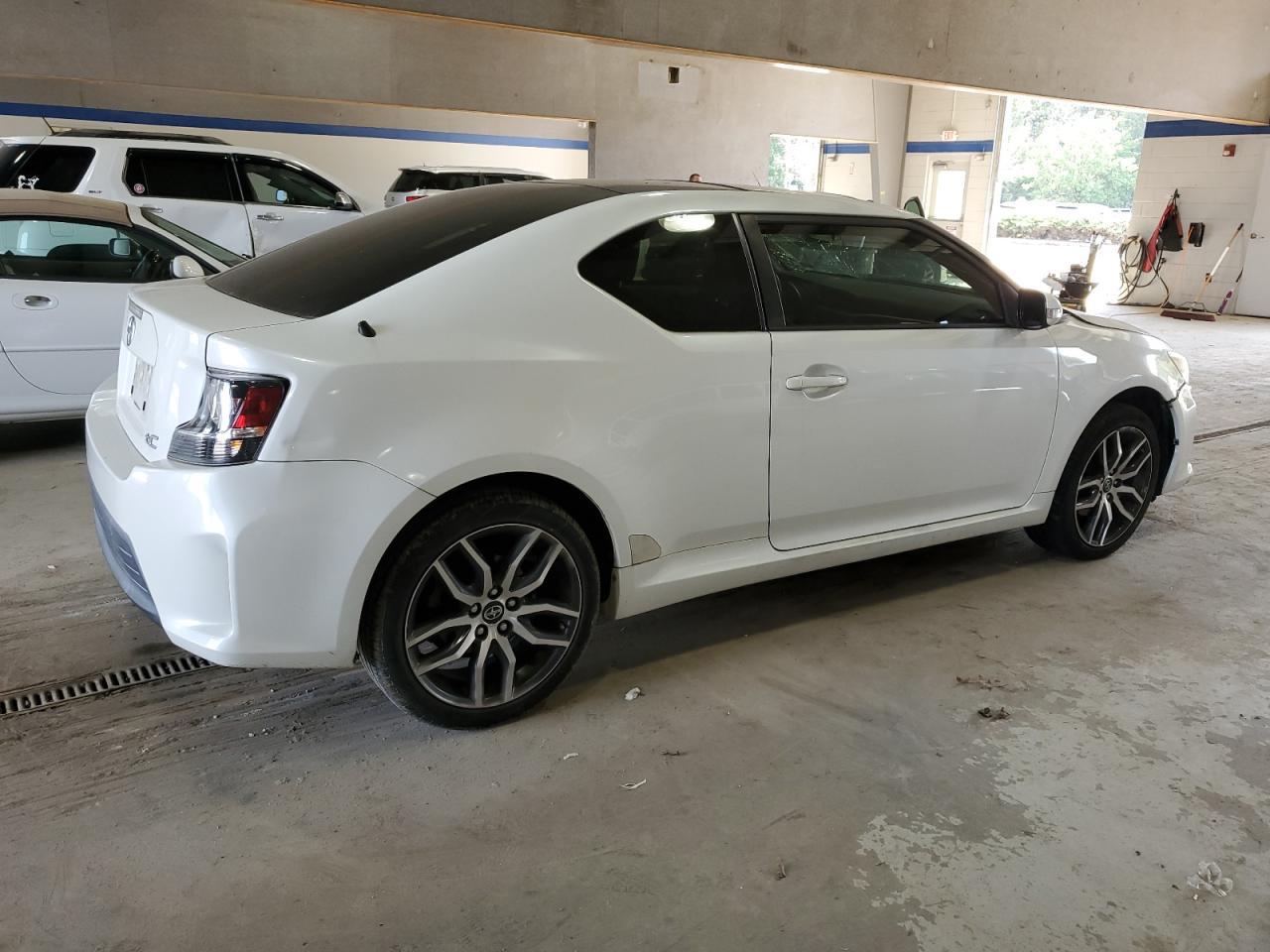 2015 TOYOTA SCION