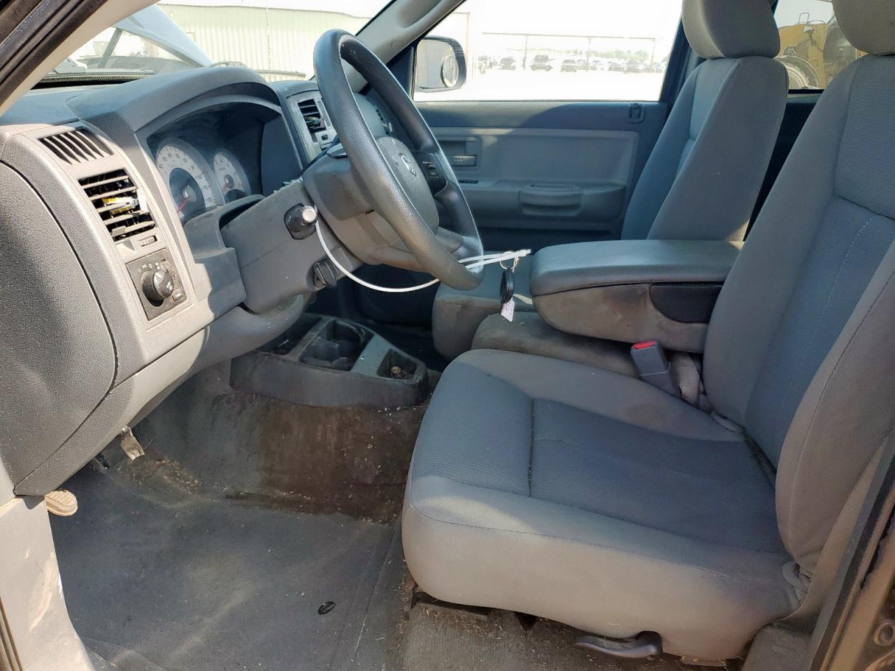 2006 DODGE Dakota