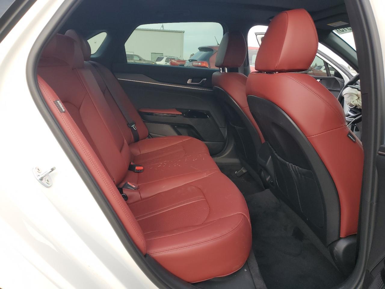 2025 KIA K5