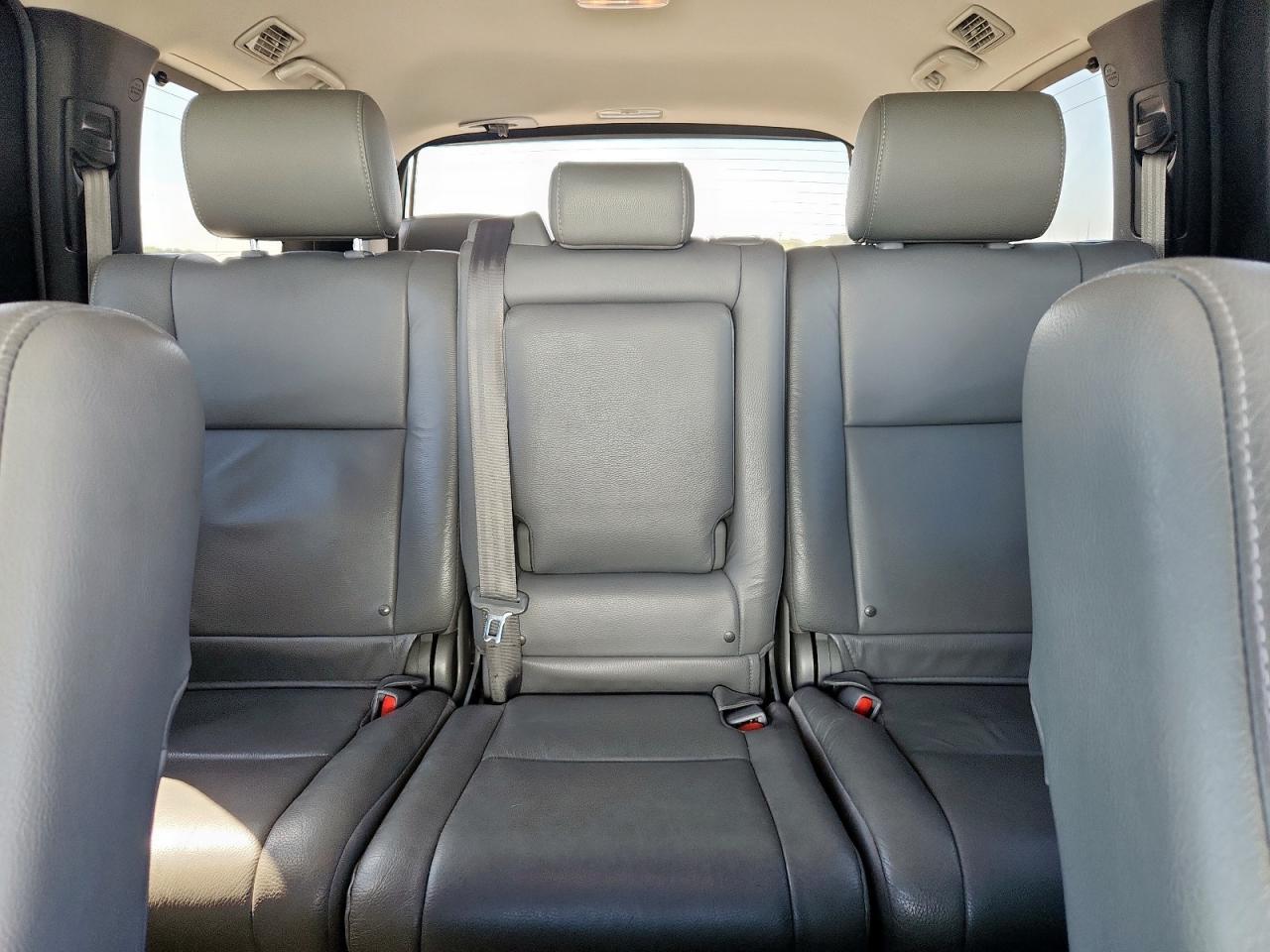 2018 TOYOTA Sequoia