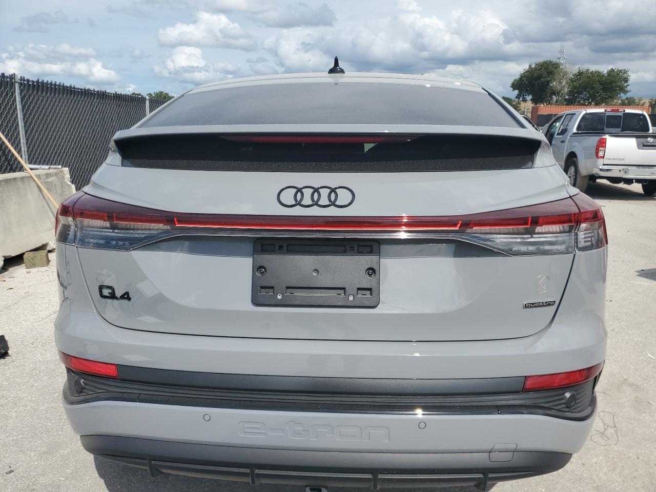 2025 AUDI Q4 e-tron