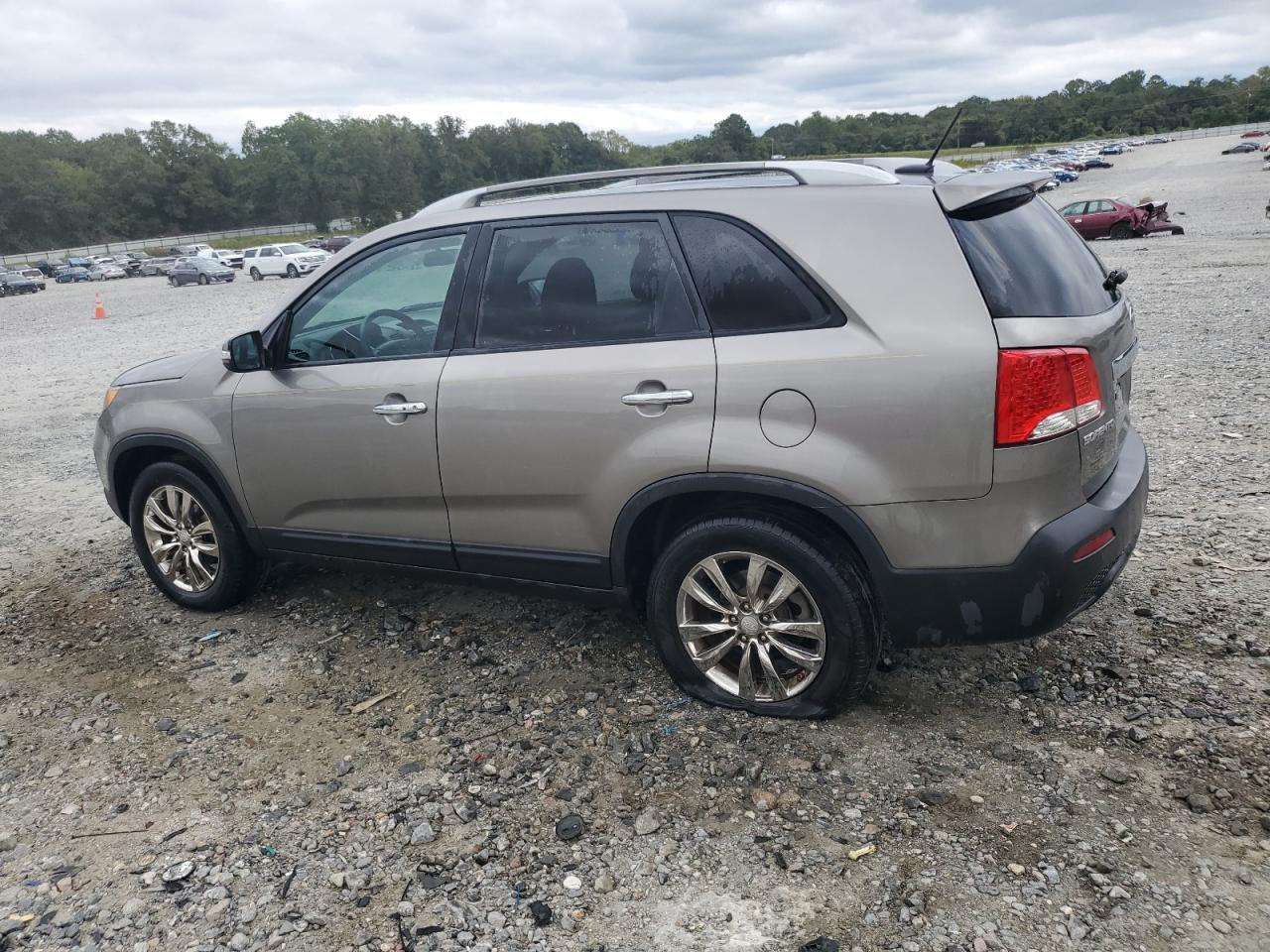 2011 KIA SORENTO