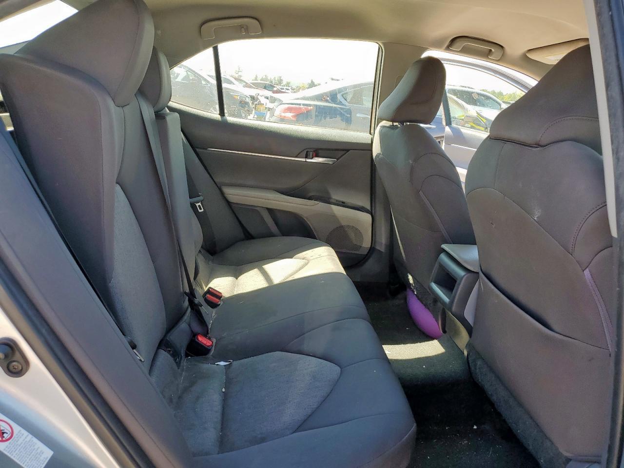2018 TOYOTA CAMRY
