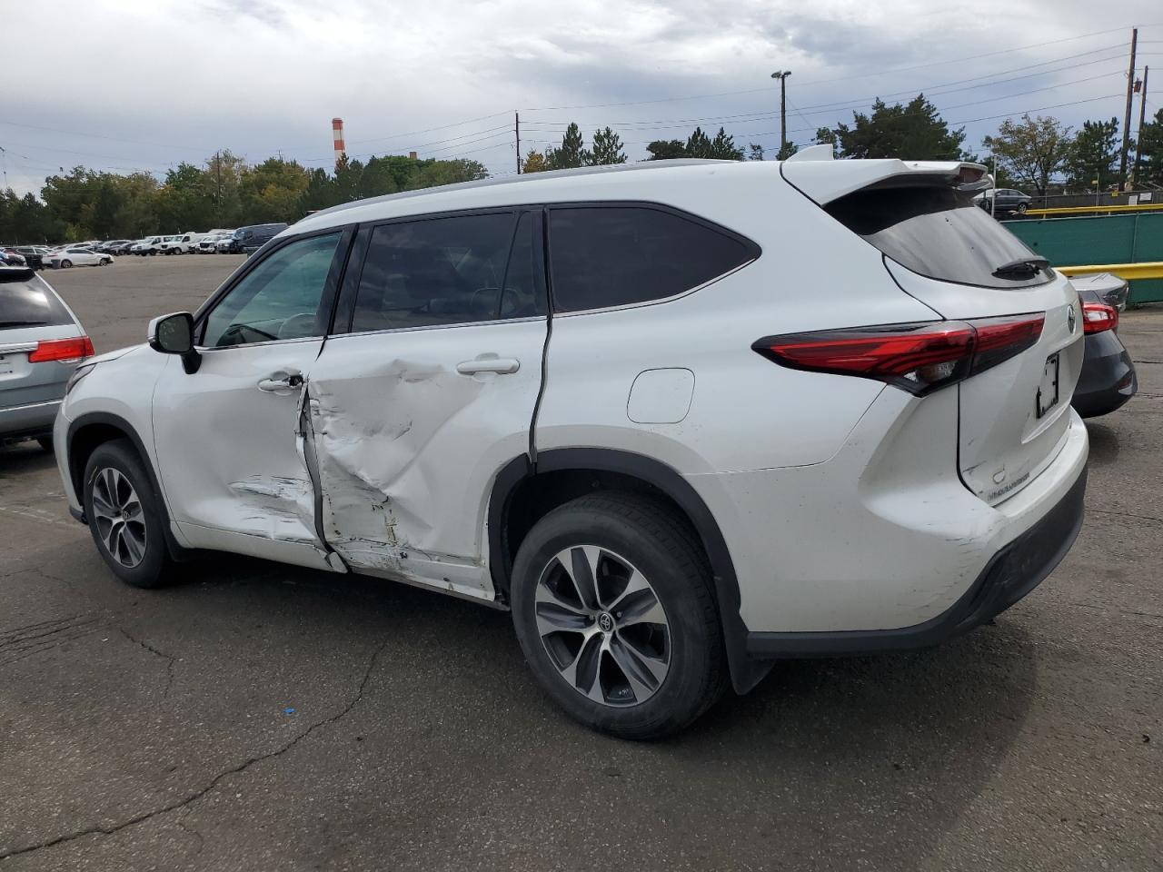 2022 TOYOTA HIGHLANDER