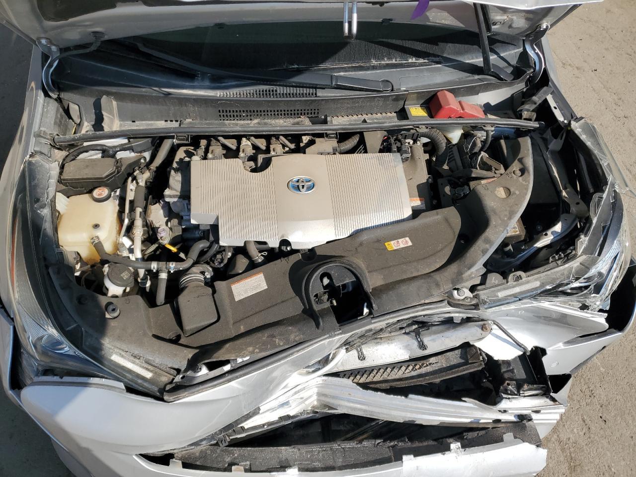 2018 TOYOTA PRIUS