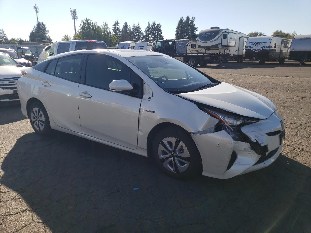 2017 TOYOTA PRIUS