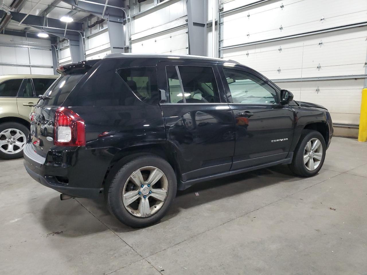 2017 JEEP Compass