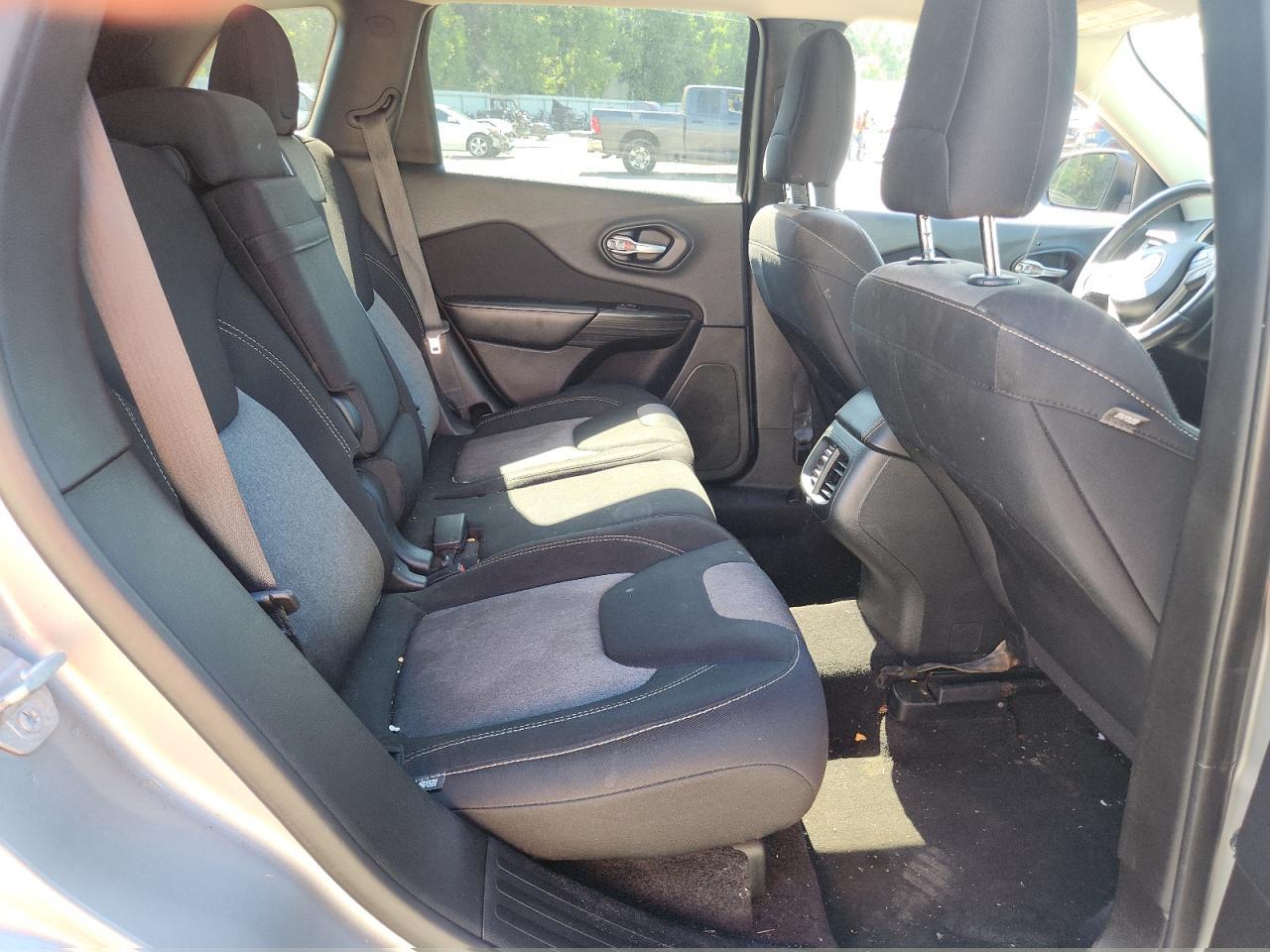 2015 JEEP CHEROKEE